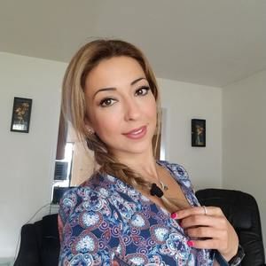 Meet your Posher, Sonia